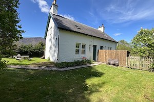 1 Railway Cottages, Dalraddy 1 Railway Cottages, Dalraddy